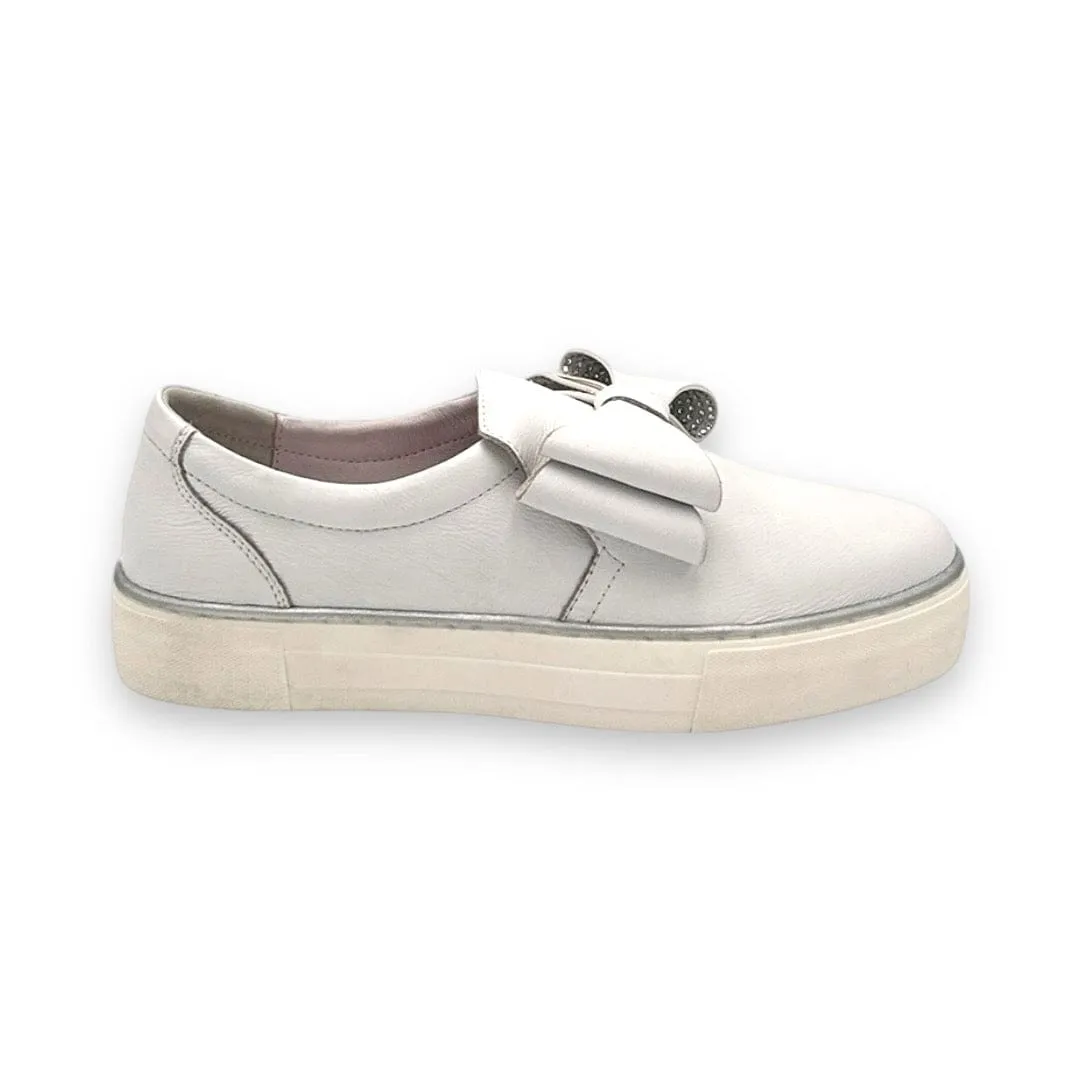 Fiji-White