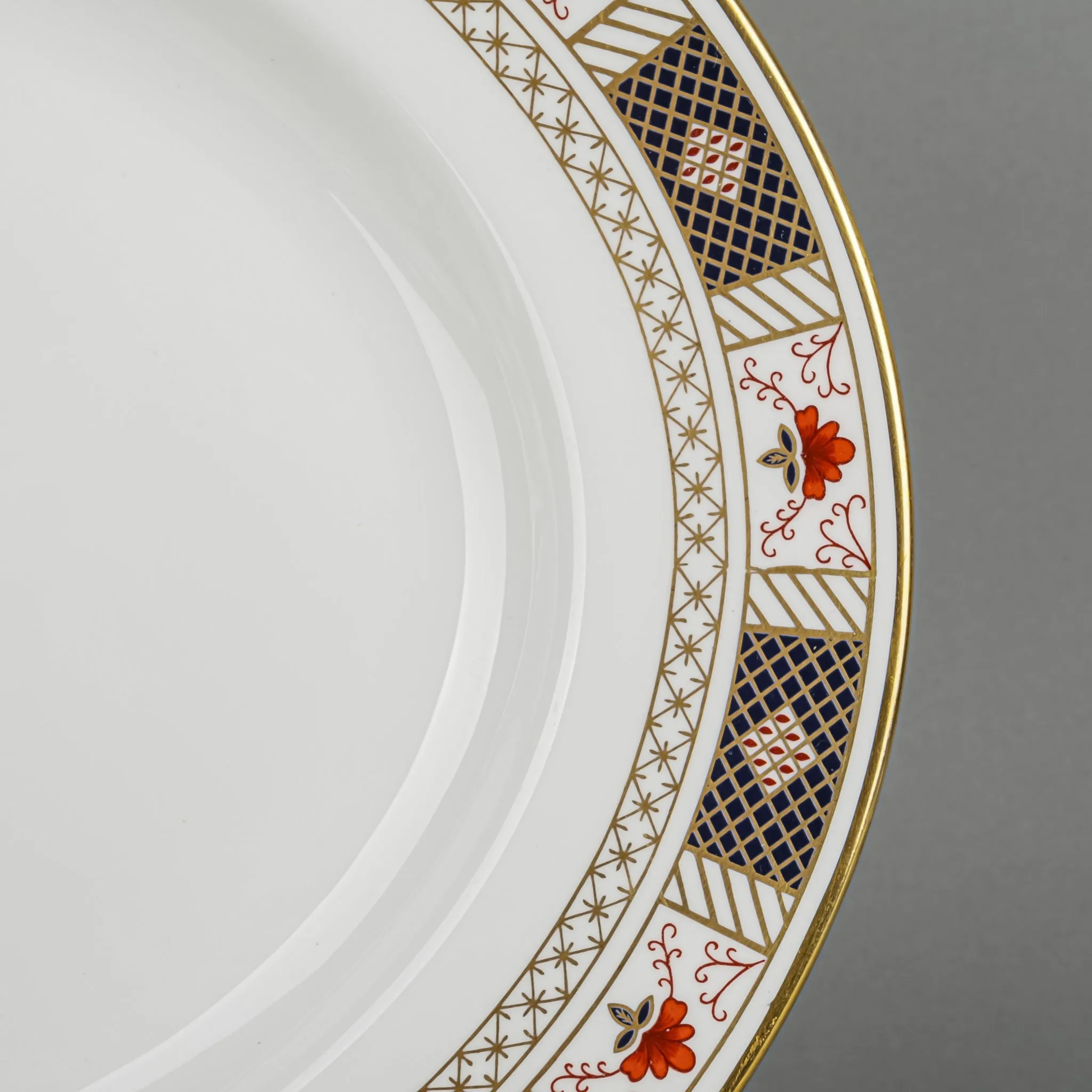 ROYAL CROWN DERBY Derby Border A1253 Platter