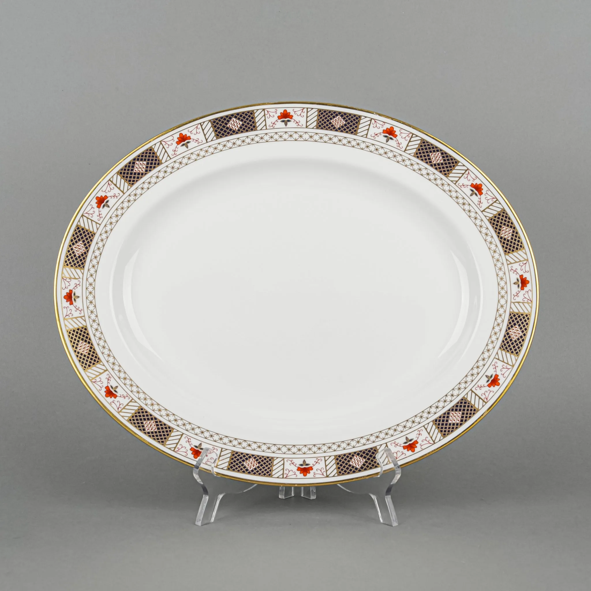 ROYAL CROWN DERBY Derby Border A1253 Platter